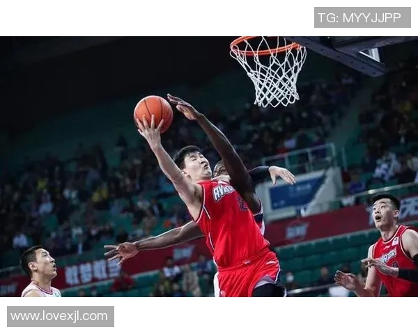 深圳乒乓球队以57分稳居城市联赛积分榜首位展现强劲实力